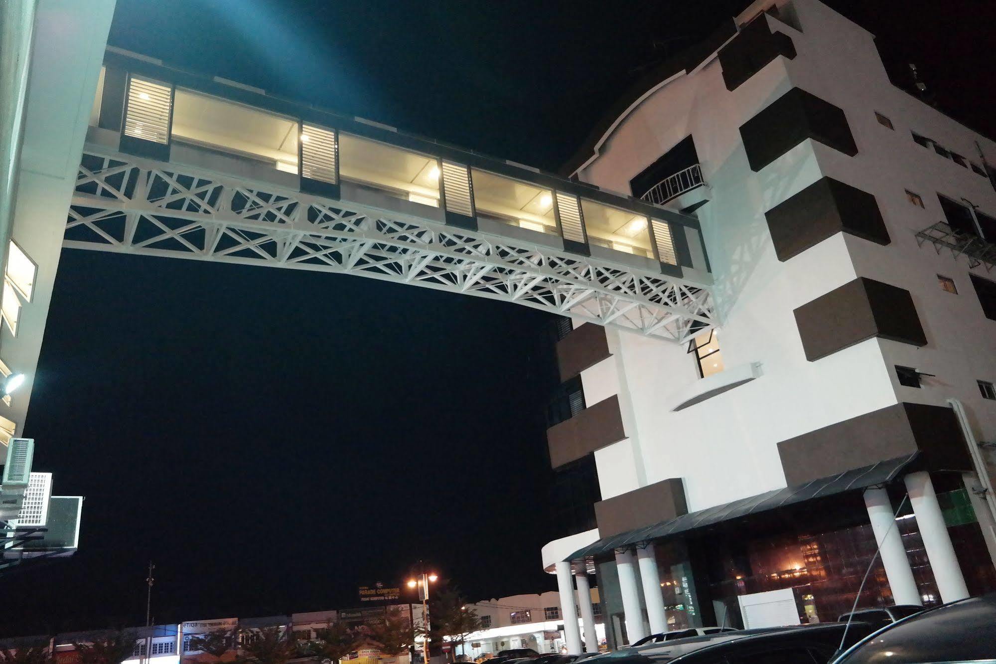 Hotel Sfera Lumut Exterior foto